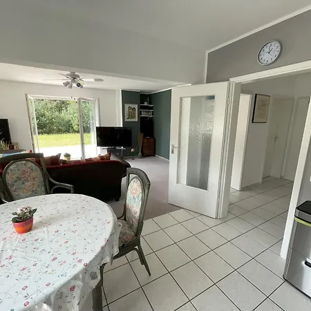 Apartamento Wald Hamburg 2 *